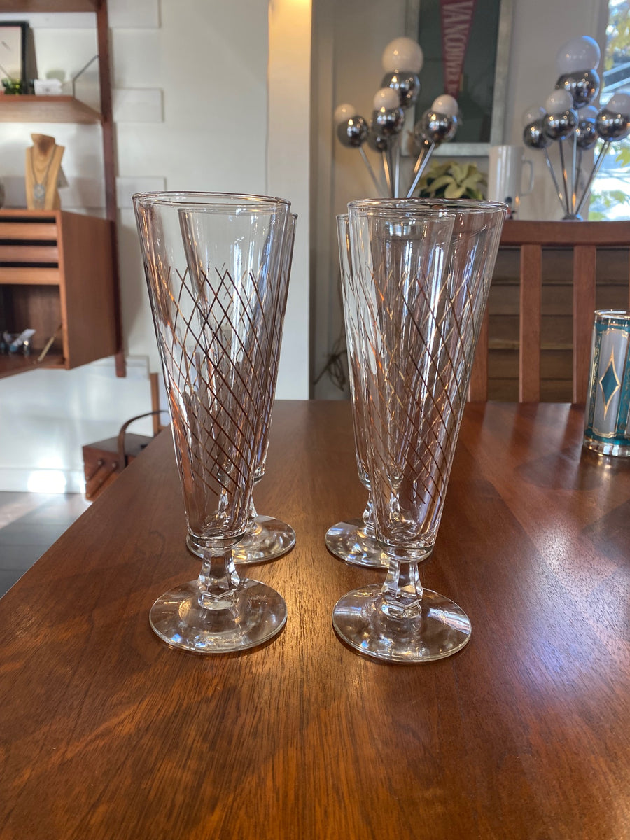 4 Fluted Pilsner /Champagne with Gold Detail – Cook Street Vintage